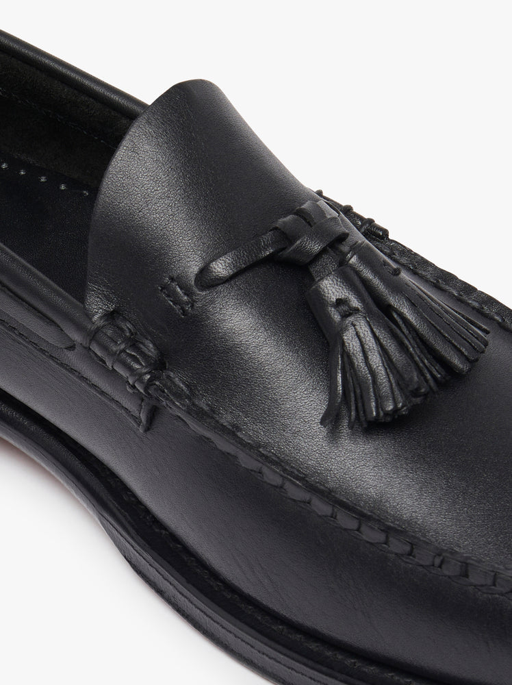 G.H.Bass Weejun Heritage Larkin Soft Tassel Loafer Black Leather